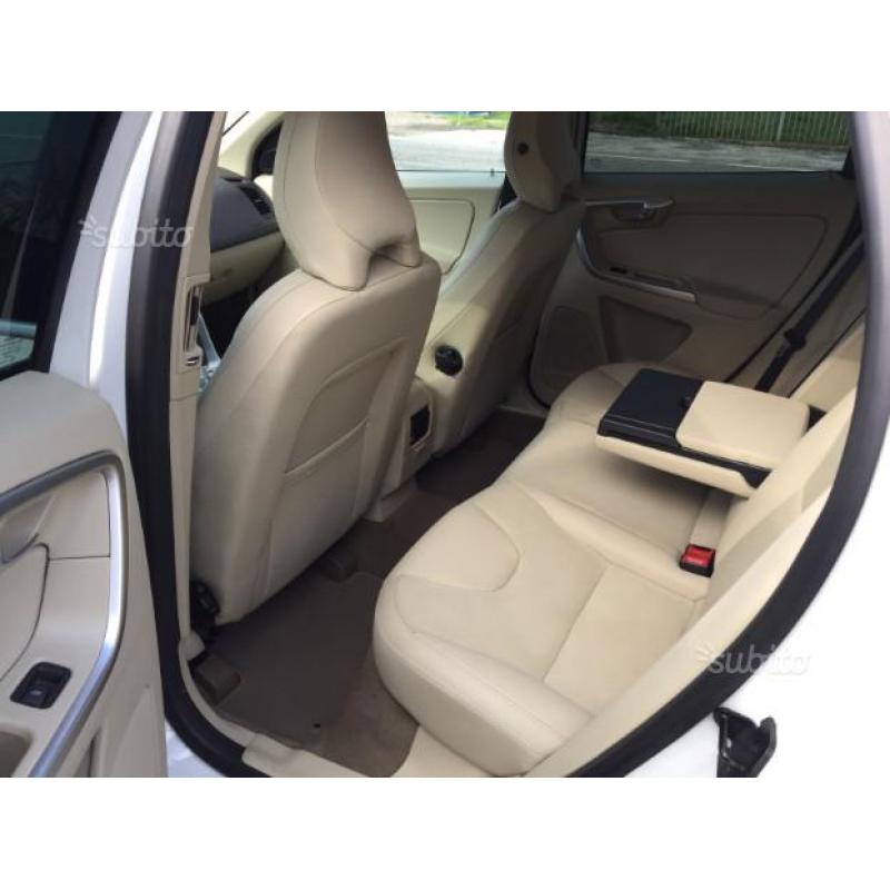 Volvo XC 60 2.0 D3 163 CV TAGLIANDI VOLVO