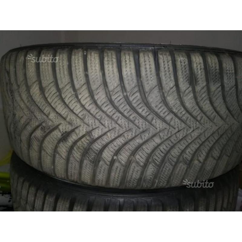 Pneumatici winter 225/45/17 trattabili