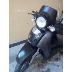 Aprilia Scarabeo 250 - 2004