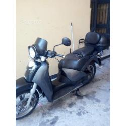 Aprilia Scarabeo 250 - 2004
