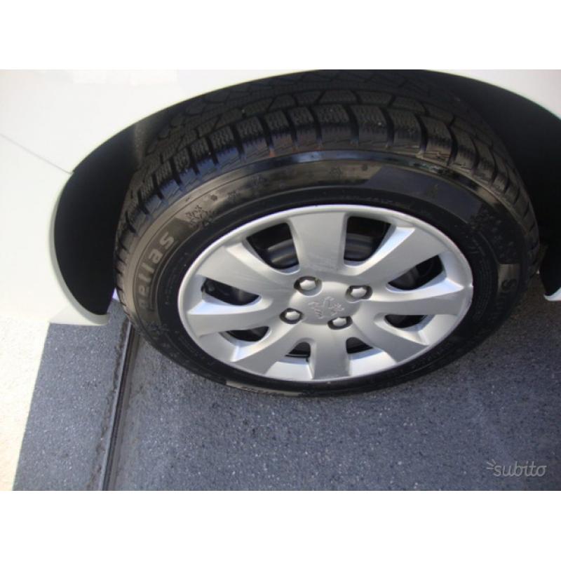PEUGEOT 207 1.6 HDi 90CV SW Energie
