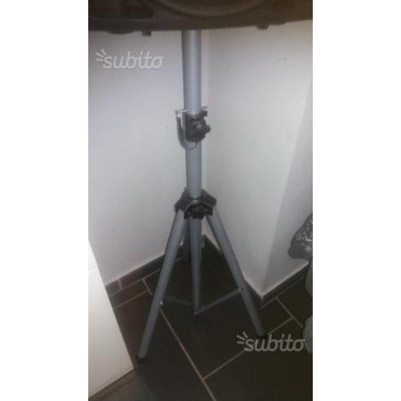 Aste microfoni casse amplificate