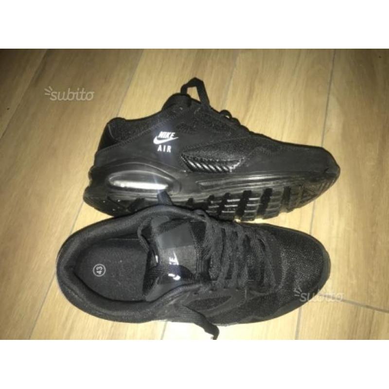 Scarpe 43