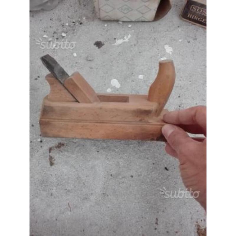 Pialla manuale