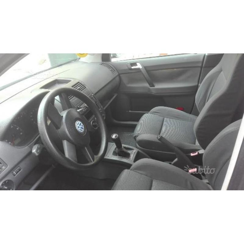 VOLKSWAGEN Polo 3ª serie - 2003