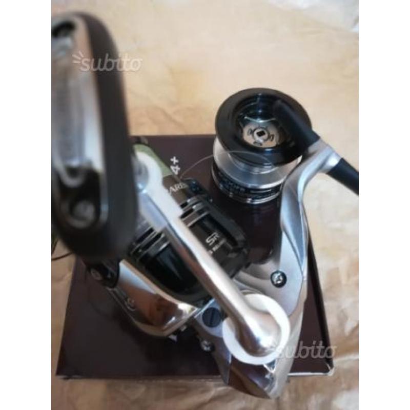 Mulinello da pesca Shimano rarenium fb 4000