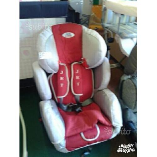 Seggiolino auto