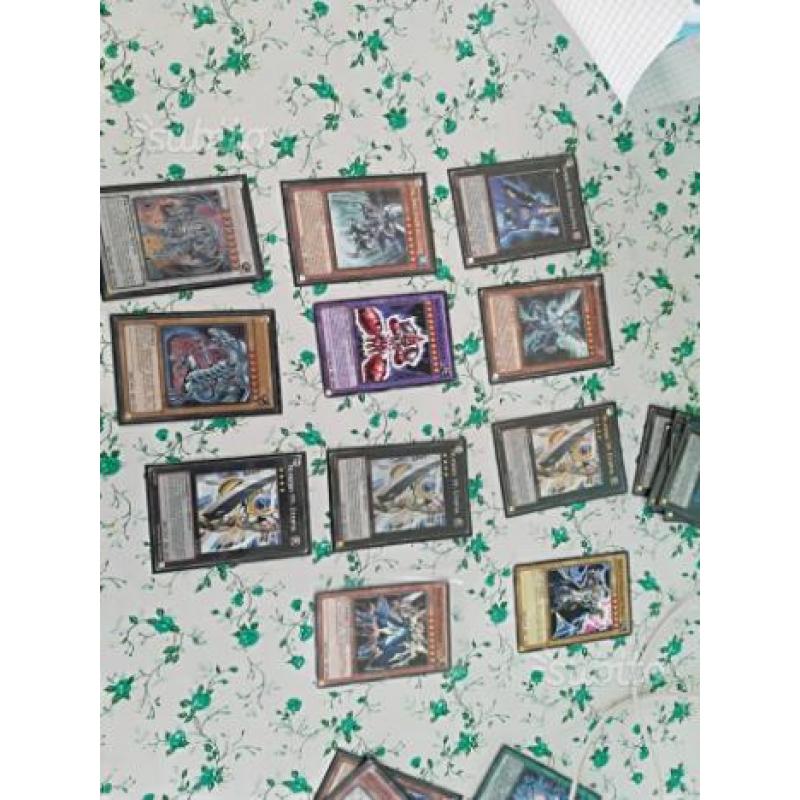 Carte collezionabili e giocabili Yu Gi-Oh