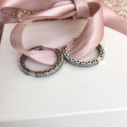 Orecchini cuori pandora a cerchio