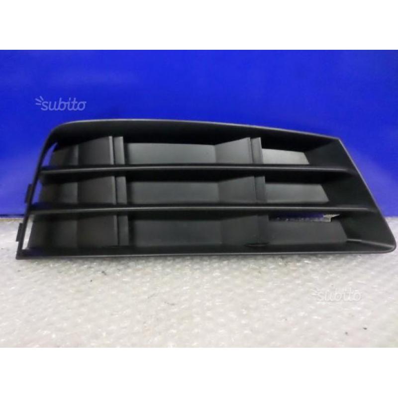 L3126 Griglia paraurti Dx Audi A4 8W 2017