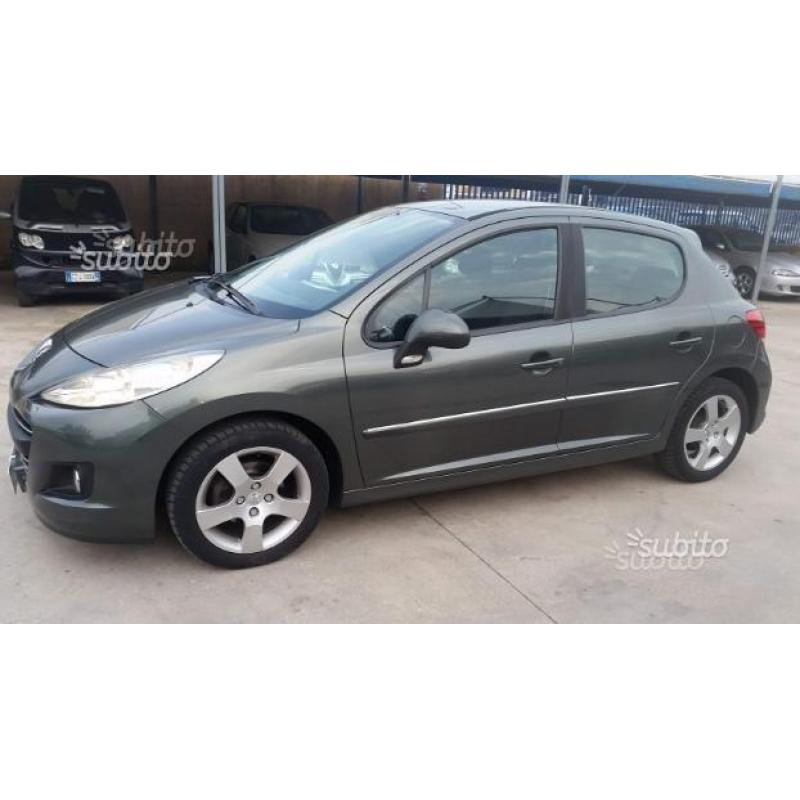 Peugeot 207, 1.6 mjt, 90 cv,ful garantita 12 mesi