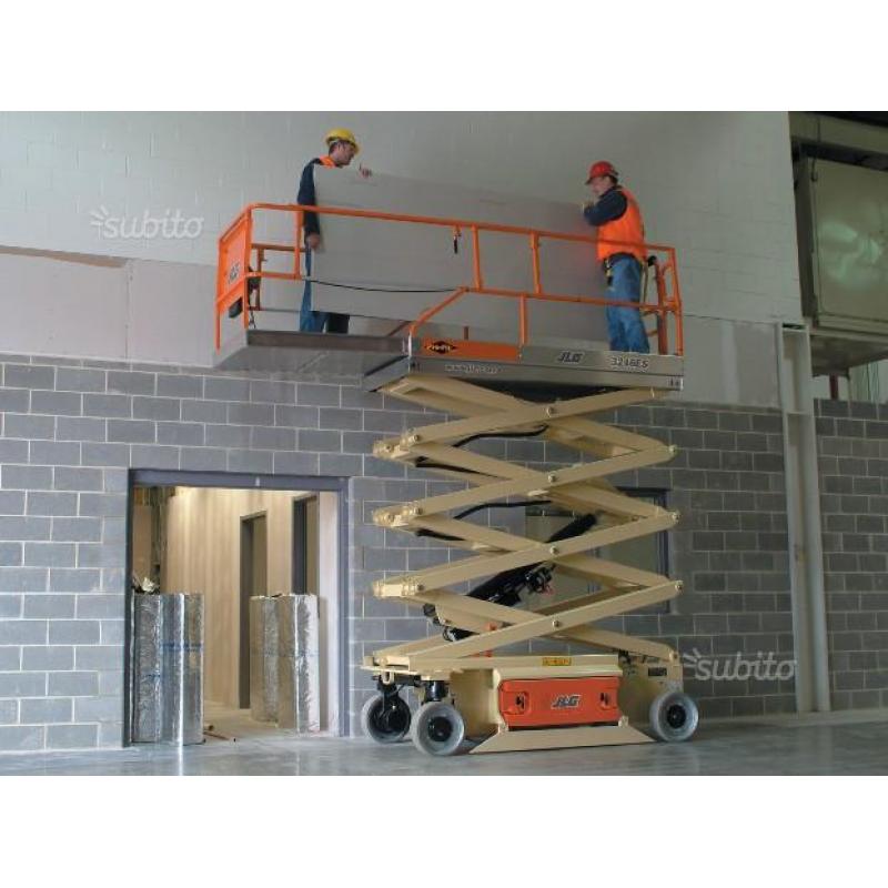 Piattaforma Aerea JLG 3246