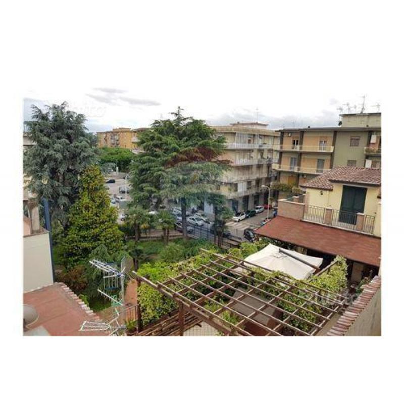 Appartamento Con PostoAuto Frattamaggiore(Na)