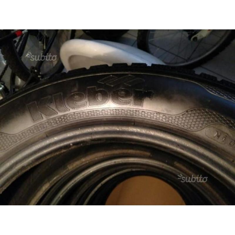 Gomme termiche 195 60 R15