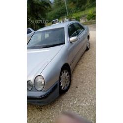 MERCEDES Classe E 270 (W/S210) - 2002