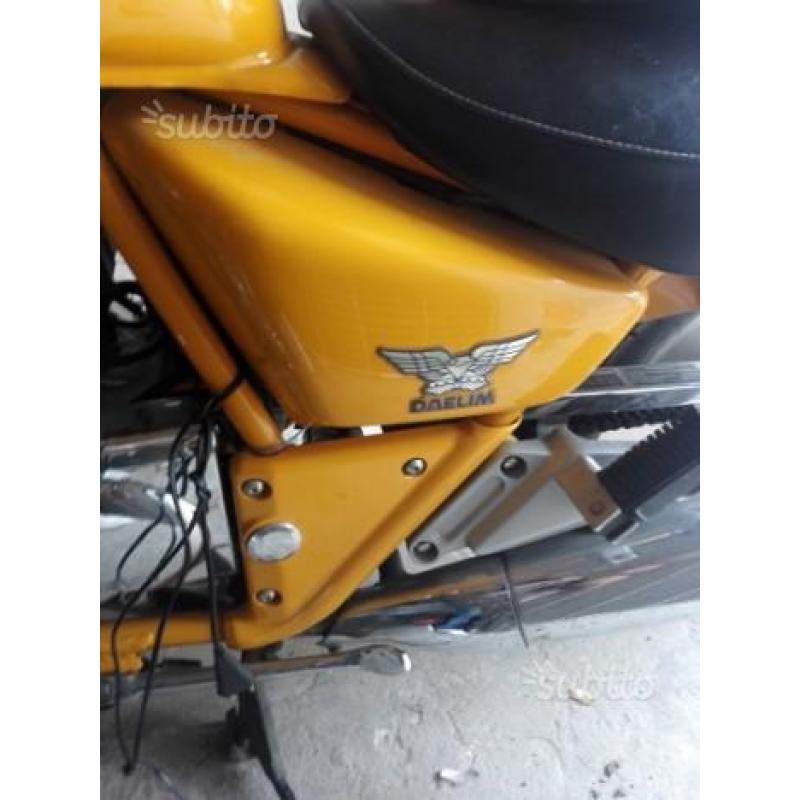 Daelim VT - 2000