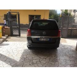 Opel zafira 7 posti