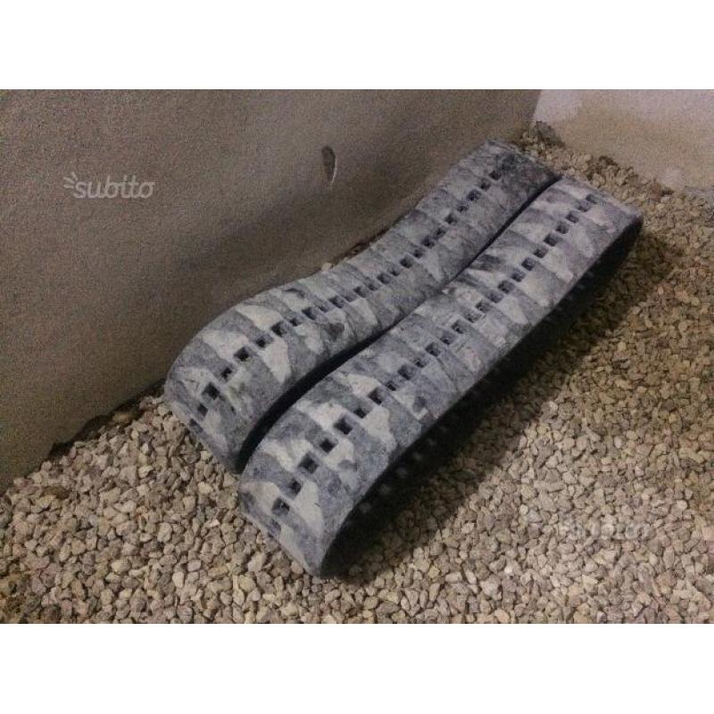 Cingoli in gomma 230x48x62