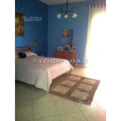 Soluzione semindipendente con terrazzo