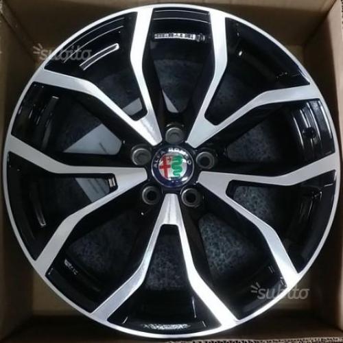 Cerchi in lega esse1 alfaromeo giulietta da 18