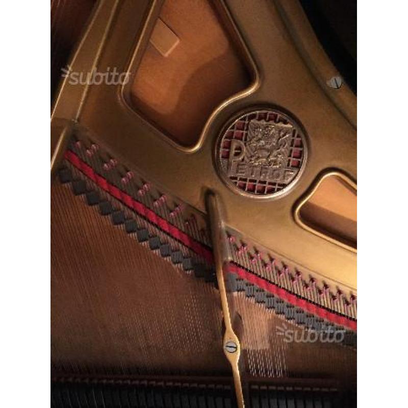 Pianoforte Petrof