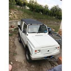 Suzuki Samurai