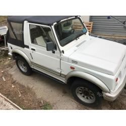 Suzuki Samurai