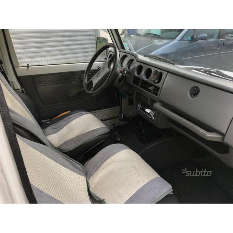 Suzuki Samurai