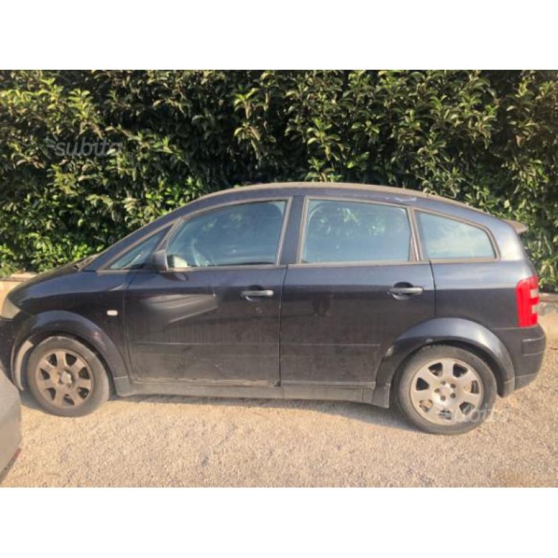 Audi A2