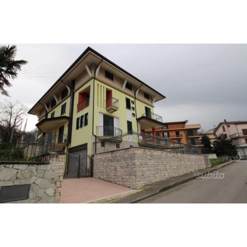 Porzione di villa bifamiliare