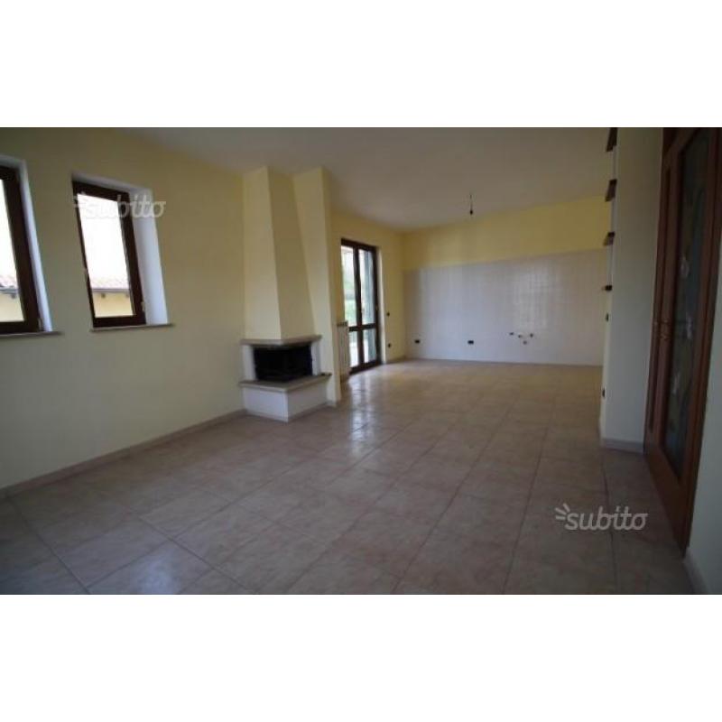 Porzione di villa bifamiliare