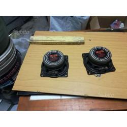 2 altoparlanti da 40 watt