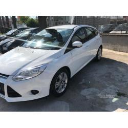 FORD Focus 4ªs 15 tdci auto pari al nuovo - 2012