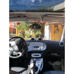 Smart 453