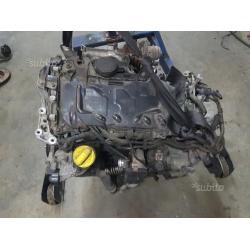MOTORE e Cambio Renault Trafic 2.0 M9RE7 anno 2010