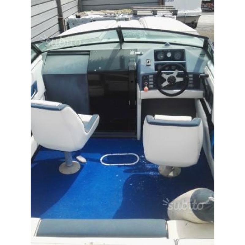 Chaparral 2550