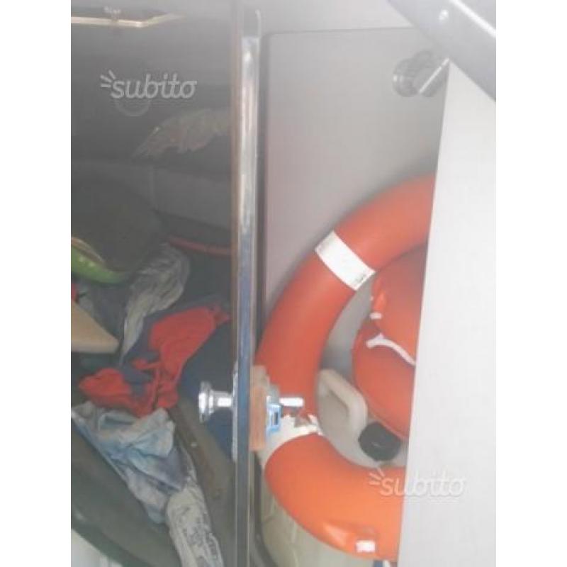 Chaparral 2550
