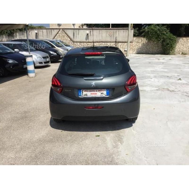 Peugeot 208 1.6 hdi - 2017