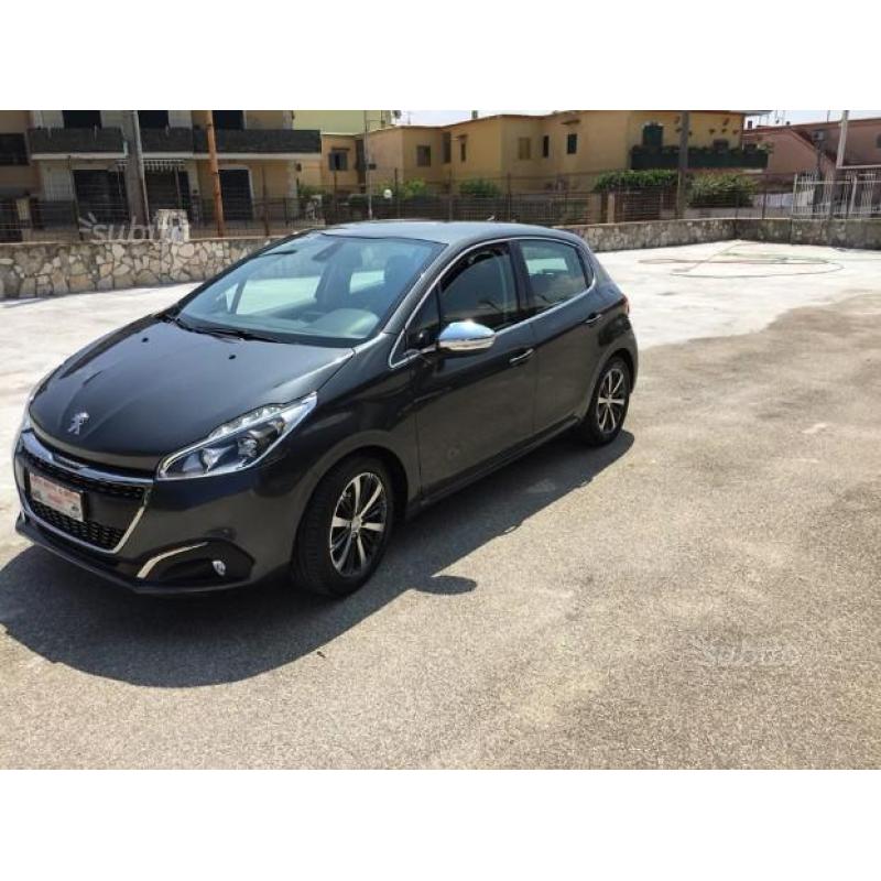 Peugeot 208 1.6 hdi - 2017