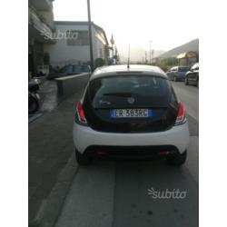 Lancia Ypsilon twiner turbo metano
