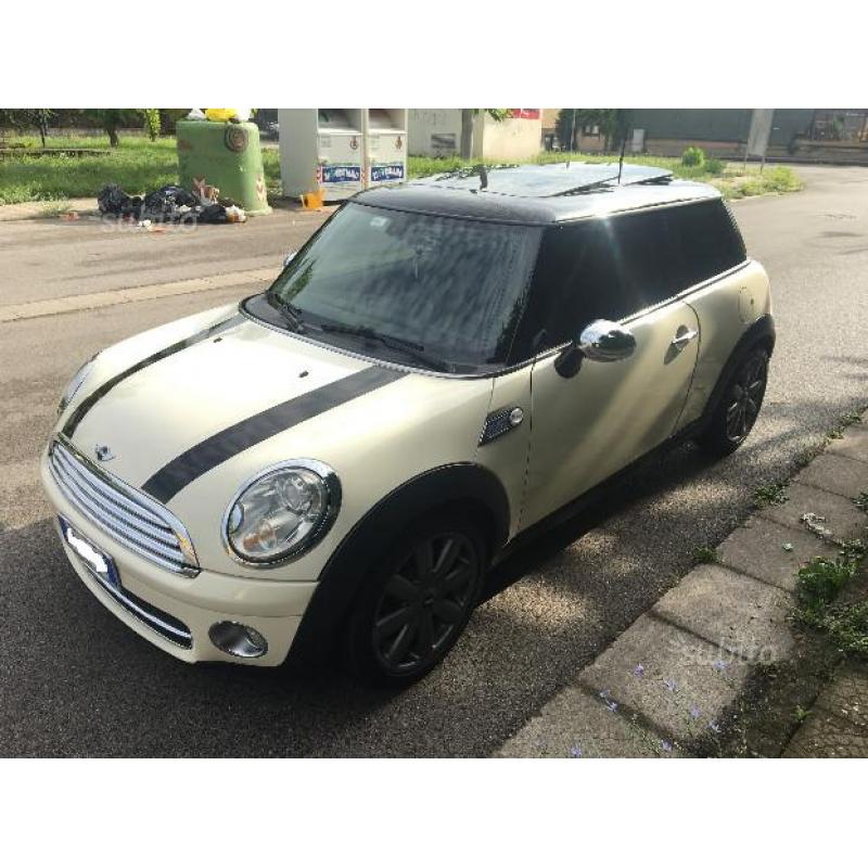 MINI cooper d tetto apribile fari xeno usb navi