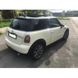 MINI cooper d tetto apribile fari xeno usb navi