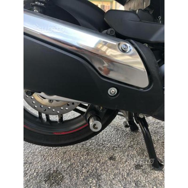 Honda sh 300 sport