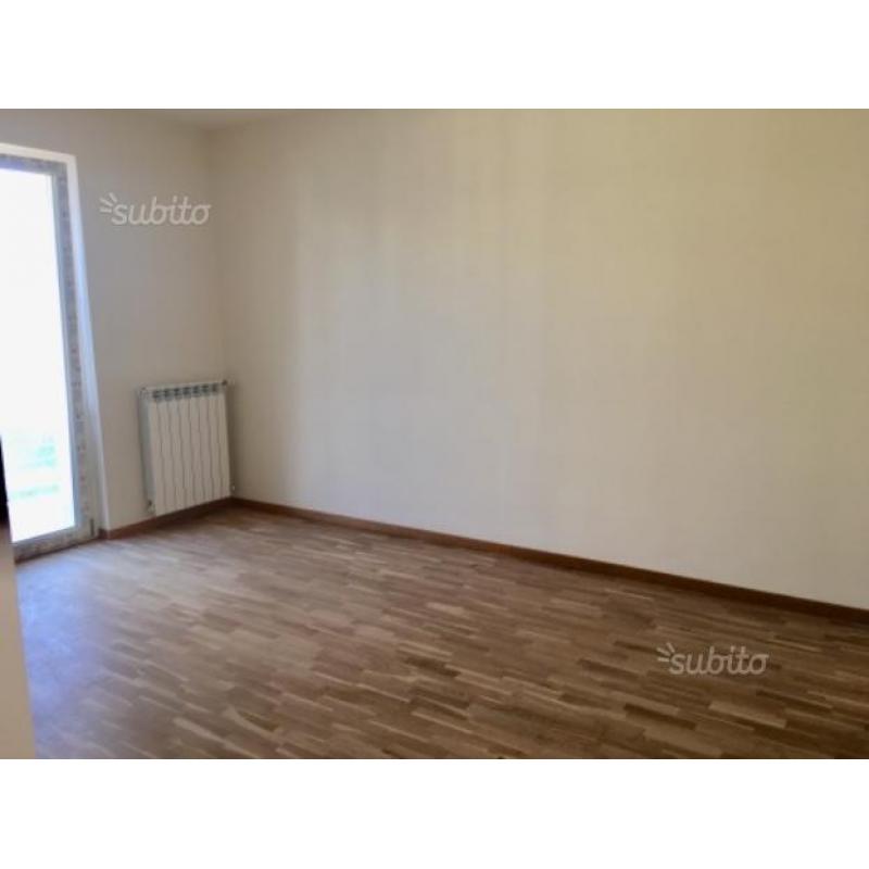 Appartamento nuovo ben rifinito in via A. Stellato