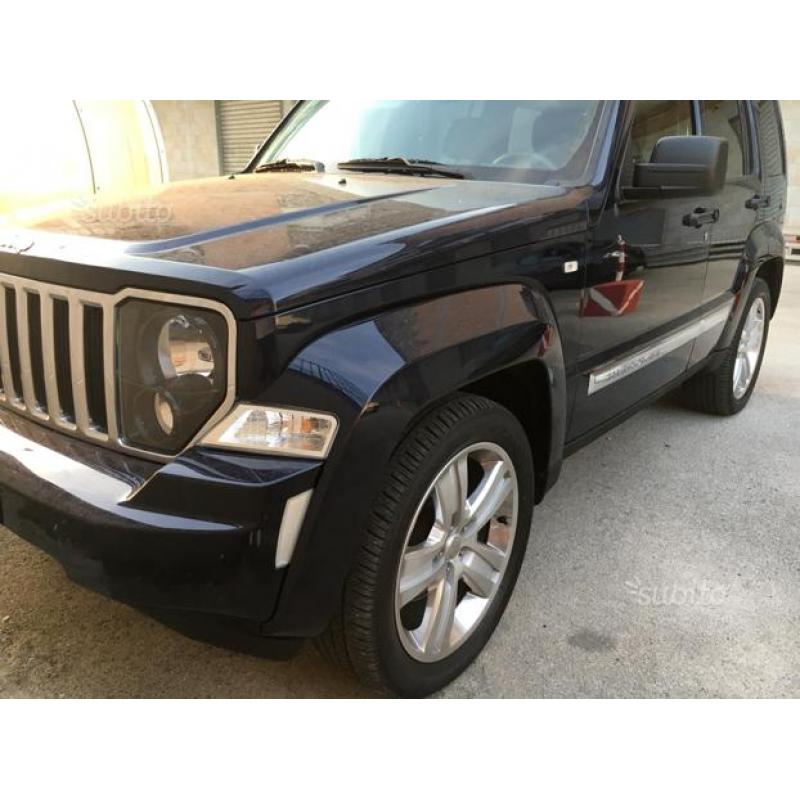 Jeep Cherokee 2.8 Overland