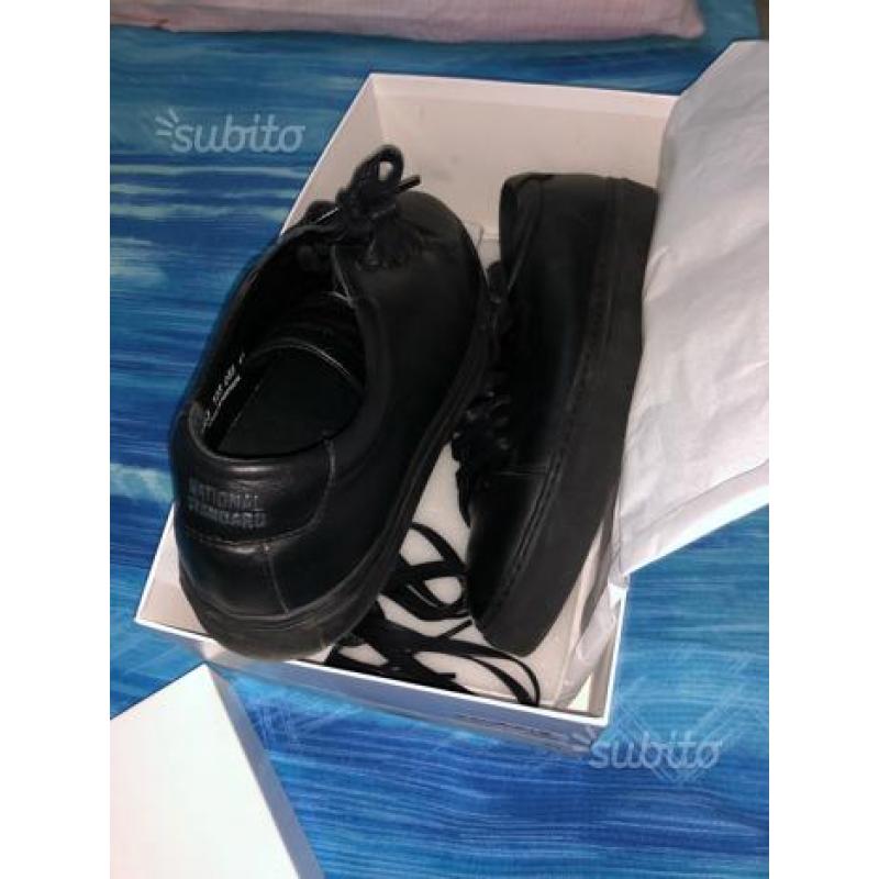 Scarpe nere