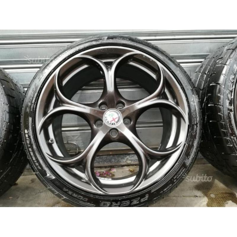 Cerchi Alfa Romeo da 19 originali