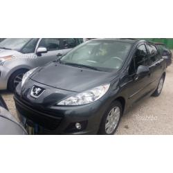 Peugeot 207 - 2013