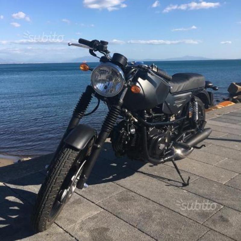 Moto Cafe Race