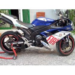 R1 r1